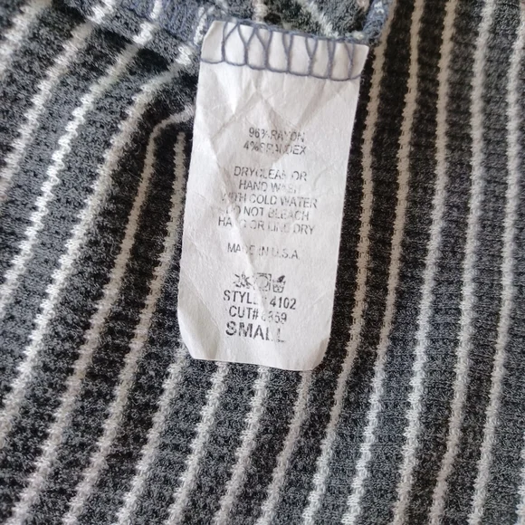 {Entro} Striped V-neck Button Front Top - Picture 5 of 5